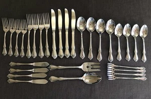 30 pcs. Oneida TRUE ROSE ARBOR ROSE Stainless Flatware Service for 4+ - Picture 1 of 12