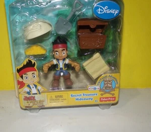 Disney Jake and the Neverland Pirates "Secret Treasure Hideaway" Toys R Us - Picture 1 of 2