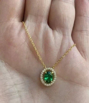 Colgante halo para mujer esmeralda verde natural de 3 quilates corte redondo enchapado en oro amarillo de 14 quilates Foto 1 de 4