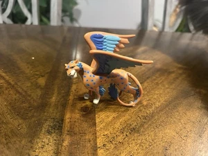 Figura de PVC Disney Elena of Avalor Skylar Jaquin Jaguar Luna alado 4 pulgadas - Imagen 1 de 3