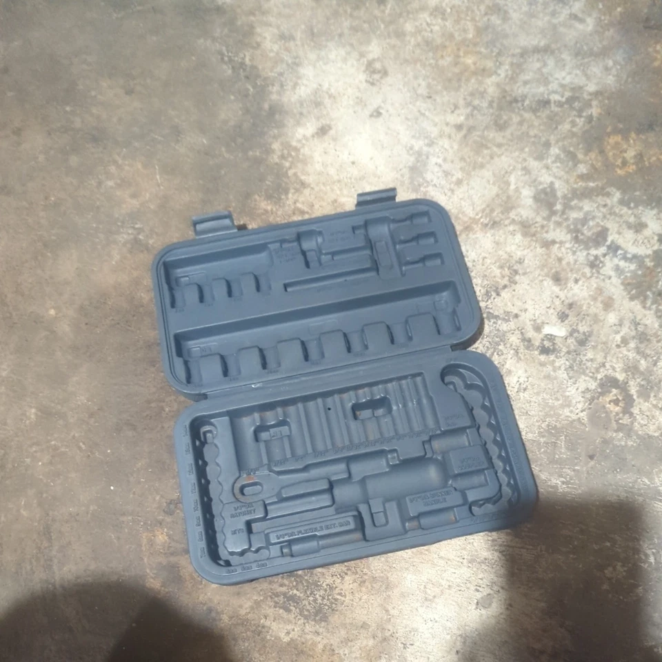 Blue-Point Tools BLPGSS1462 1/4" Drive MM & SAE General Service Set case only  - Image 1 of 3