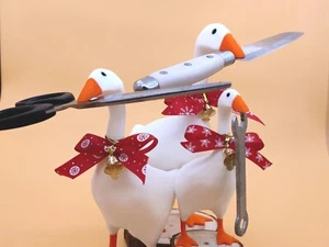 Untitled Goose Key Holder Magnetic Holder With Base | Housewarming Gift (3D Prin - Picture 1 of 10