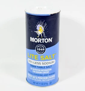 1 Morton LITE SALT 50% Less Sodium than Table Salt Iodized 11oz - Picture 1 of 4