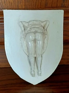 Blazon Fanny Petanque Kiss Tone Stone with Hook - Picture 1 of 1