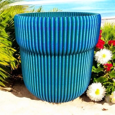 Impresionante maceta acanalada azul exterior/interior - ¡moderna y vibrante! Foto 1 de 4