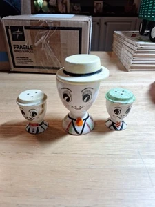 Vintage Mr. & Mrs. Egg Salt & Pepper Shakers Lego 1959 RARE Made In Japan - Picture 1 of 9