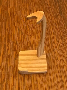 Handgefertigter natürlicher Eichenstift/gerader Rasiermesserständer. Display für Ihren Schreibtisch, Büro, St - Bild 1 von 5