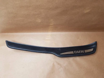 BMW 328Xi 328i E90 2011 paso trasero derecho puerta lateral cubierta umbral rasguño moldura OEM Foto 1 de 4