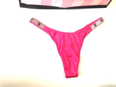 Victoria's Secret Bombshell Shine Strap VS Logo Tanga Panty Rosa Caliente Nuevo con Etiquetas Foto 1 de 3