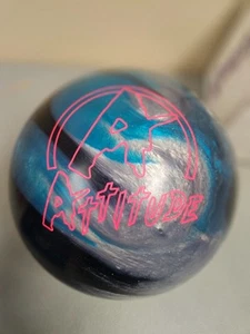 [061D] New Brunswick Attitude Bowling Ball | 1st Quality 15lb - Picture 1 of 3