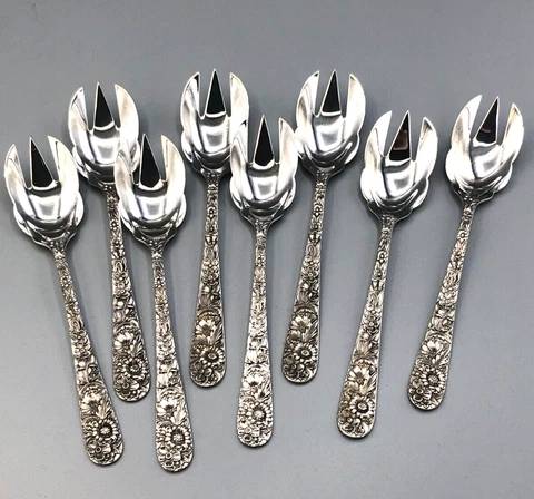 Repousse by Kirk Sterling Silver set of 8 Ice Cream Spoon/Fork 6", oldest model Cover