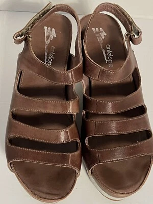 Sandalia de cuña Antelope para mujer de cuero 963 talla 37 EE. UU. 6,5-7 ¡BONITOS! Ret $189.00 Foto 1 de 4