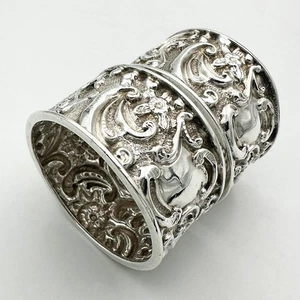 PAIR VICTORIAN REPOUSSE NAPKIN RINGS STERLING SILVER CHESTER 1897/98 N&H - Picture 1 of 9