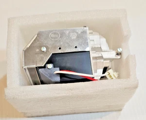 Infocus IN24 IN24C IN24EP IN26 IN26C Replacement Projector Lamp SP-LAMP-024 - Picture 1 of 5