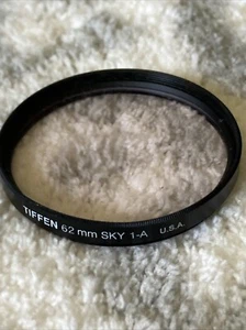 Tiffen Sky 1A 62mm Lens Filter skylight - original genuine made in USA - Picture 1 of 2