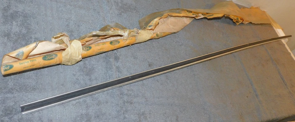 1970 Ford Ranch Wagon Country Sedan NOS RH QUARTER PANEL OUTSIDE MOULDING Black - Image 1 of 4