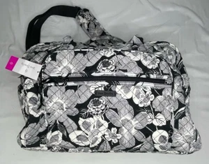 Vera Bradley Weekender Travel Bag Bedford Blooms Quilted Black & White - Picture 1 of 10