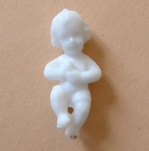 Fève du Mexique en plastique ou Muneco - Un Enfant - Picture 1 of 2