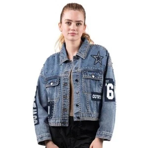 NWT NFL Womens Dallas Cowboys Studded Applique Denim Jacket Size Large - Picture 1 of 13