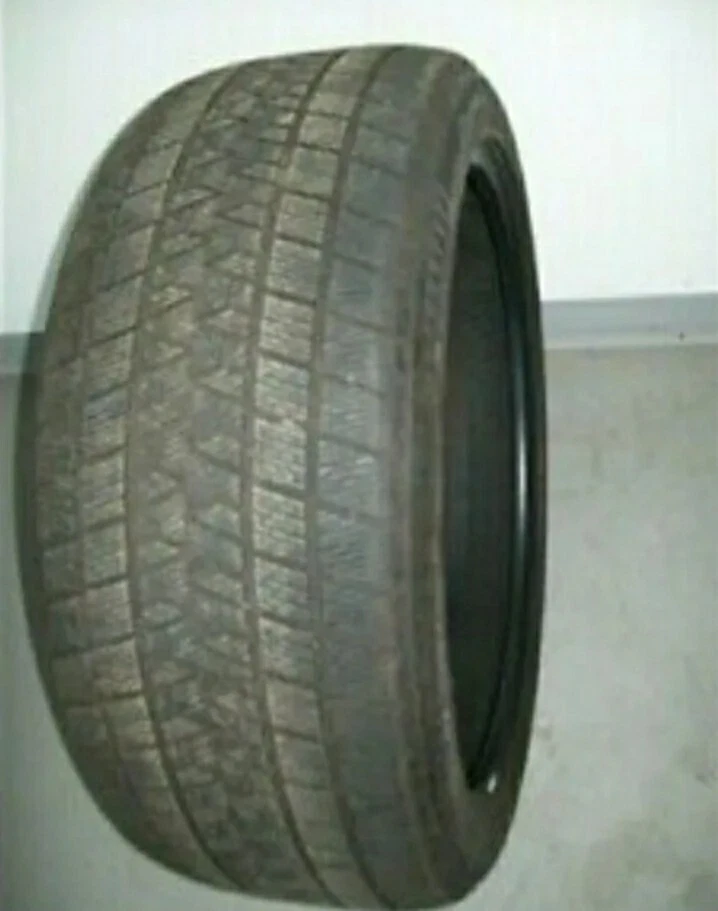 1x Reifen 225 50 18 106 V  Bridgestone MO Winterreifen ca 8 mm Dot 3618 M+S - Bild 1 von 1