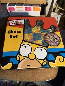 The Simpsons 3D Chess Set In Tin Box Cardinal Complete Set Vintage 2000 - Picture 1 of 5
