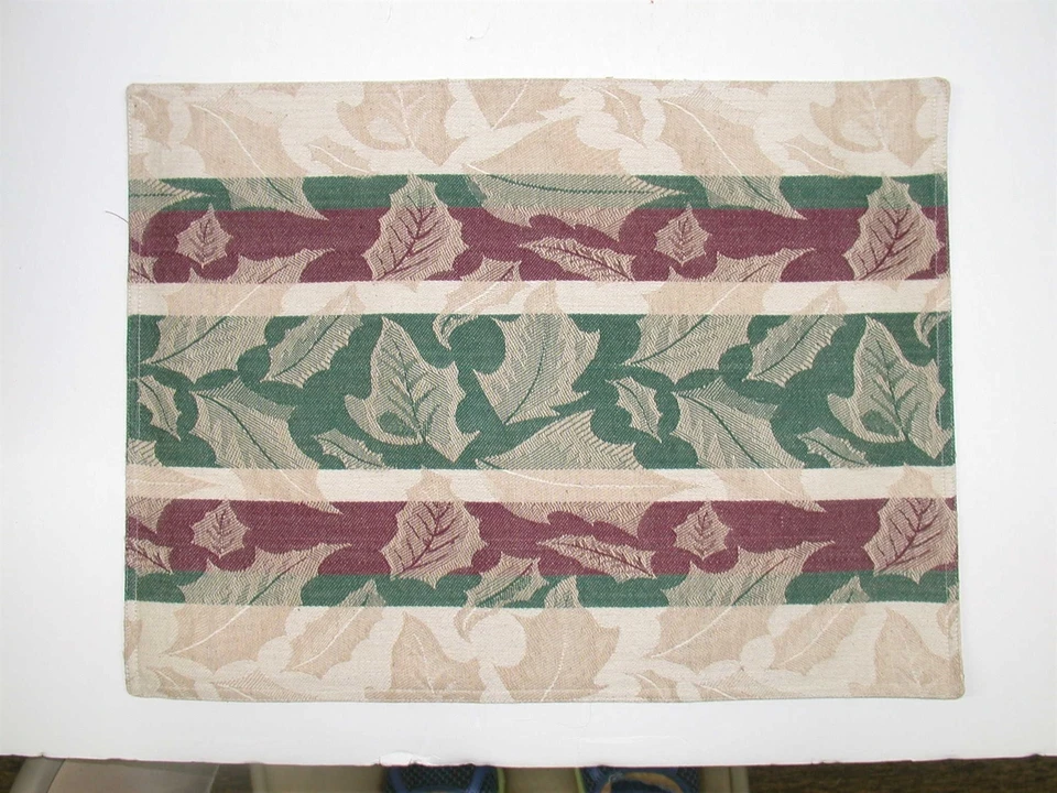 (6) Handcrafters Collection Placemats ~ Holly Leaves Burgundy Green 13 x 18 NEW - Image 1 of 1