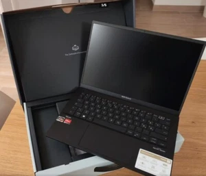 Asus zenbook 14 nuovo imballato, nero, monitor 14" anti-glare RAM 8GB, SSD 512GB - Foto 1 di 5