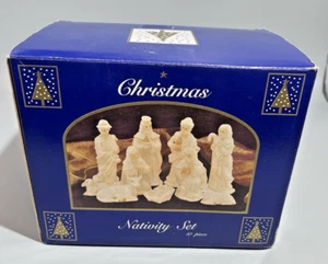 Vintage 10 pieces White Ceramic Christmas Nativity Set 3-4 inch Size NEW in Box - Picture 1 of 7