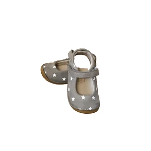 CLARKS BABY GIRLS GREY SHOES SIZE U.K 3 F - Picture 1 of 6