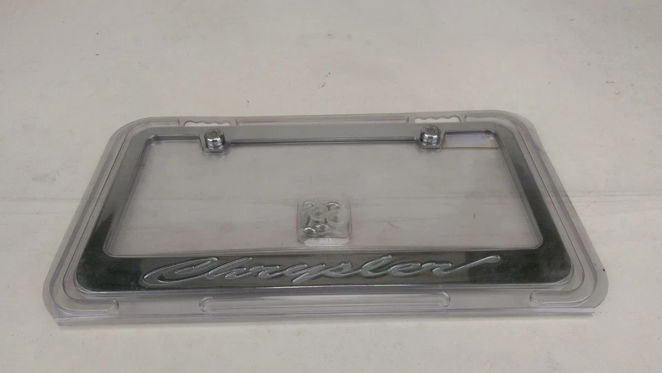 New Metal License Frame w/ Screw Cap Engraved Sparkled Chrysler Foto 1 de 4