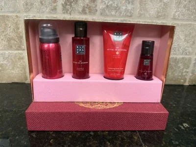 Rituals The Ritual of Ayurveda Reequilibrio Cuidado de la Piel Set de Regalo NUEVO 4 Piezas Foto 1 de 4