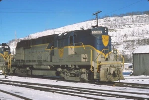 D&H 5003 ALCO DL-701 LONG GONE @ BINGHAMTON, NY 1975 35MM SLIDE - Bild 1 von 1