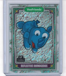 Topps Chrome VeeFriends Reflective Rhinoceros Shimmer Refractor #'ed 005/250 #61 - Bild 1 von 1