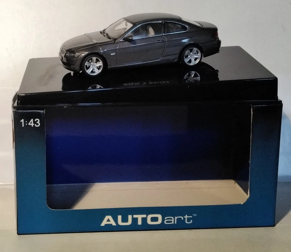 BMW 3 Series Coupé 2005 1/43eme AUTOart Ref 55171 - Photo 1/1