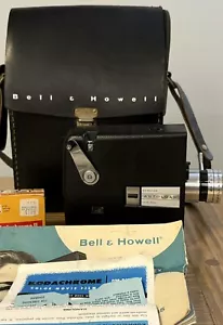Cámara de película vintage Bell & Howell Zoom Reflex carga automática 8 mm modelo 315 con estuche - Imagen 1 de 9
