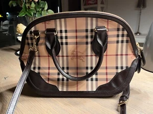 neuwertige Burberry Tasche - Bild 1 von 7