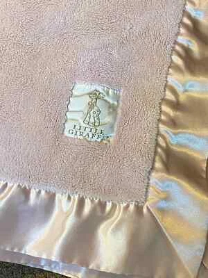 M3 !WOW! LN LITTLE GIRAFFE Pink Plush Satin Baby Crib Blanket (Amazingly Soft) - Image 1 of 3