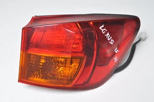 LUZ TRASERA DERECHA LEXUS IS II Mk2 - Imagen 1 de 7