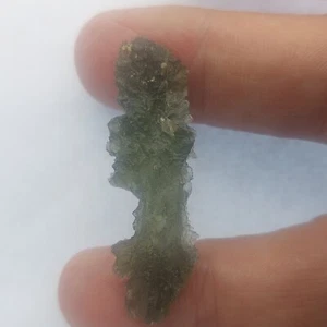 Moldavite  -  3.7grams/18.5ct - High Quality  with Certificate of Authenticity - Picture 1 of 6