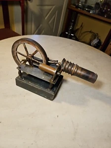 Antike Dampfmaschine Stirling Zyklus Hit Miss unvollständig Restaurationsprojekt - Bild 1 von 19