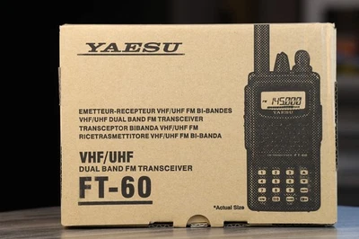 YAESU FT-60R 144-148/430-450 MHz Dual Band Handheld FM Transceiver - Bild 1 von 4