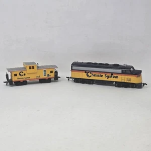 Locomotora diésel Bachmann HO C&O CHESSIE SYSTEM #7071 y Caboose B & O #3966 - Imagen 1 de 14