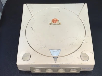 Sega Dreamcast HKT-3000 White Japan NTSC-J - CONSOLE ONLY - Repair - Image 1 of 4