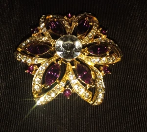 Rafaelian purple & clear rhinestone flower pin brooch - Picture 1 of 2