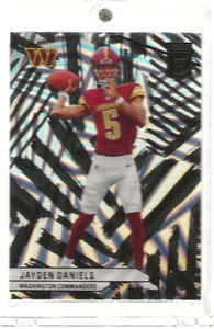 Jayden Daniels 2024 Donruss Elite RC 165 Razzle Dazzle SSP - Foto 1 di 2