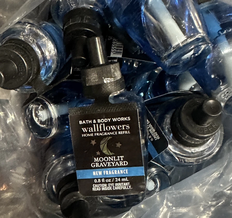 Bath & Body Works Moonlit Graveyard Wallflower Fragrance Bulb 0.8 Oz x4 - Image 1 of 1