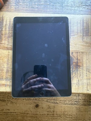 Apple iPad Air 2 Wi-Fi A1566 32GB Space Grey 9.7" - Good condition - Image 1 of 3