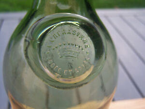 bouteille ancien verre soufflé sceau Chateau Orfrassière indre et loire sealed