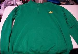 Sudadera con Capucha Adidas Verde Run Estilo DMC Talla XL Usada Logo Amarillo - Imagen 1 de 3