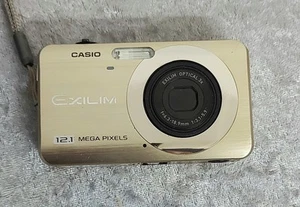 Casio Exilim EX-Z90 Digitalkamera Gold - Bild 1 von 3